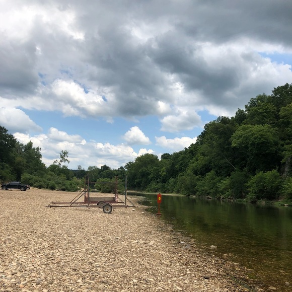 Meet your Posher, Sandy - Picture 1 of 1